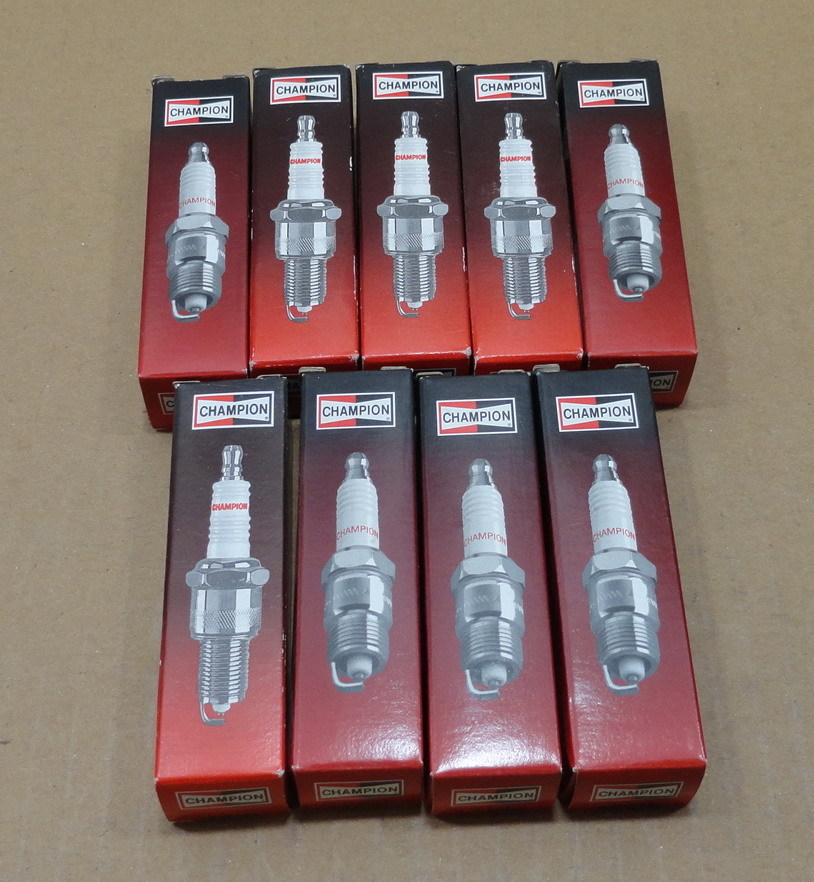 NOS GENUINE LOT OF 9 CHAMPION SPARK PLUG RS9YC SMALL ENGINE MOTORCYCLE OUTBOARD