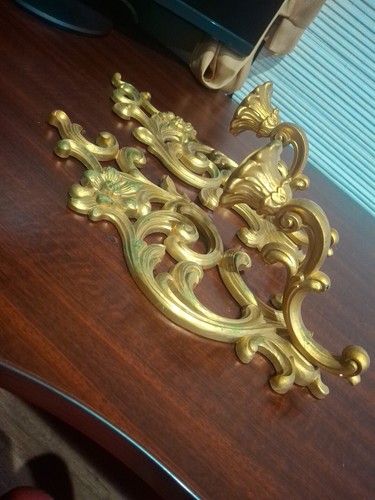 Lot Of 3 Syroco Wall Hanging Mirror & 2 Single Arm Wall Hanging Candlestick Hold - Picture 7 of 8
