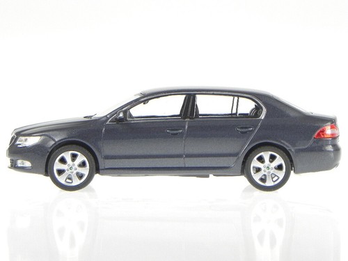 Skoda Superb 2 anthrazit gris coche en miniatura 143AB-010CF Abrex 1/43 - Imagen 2 de 4