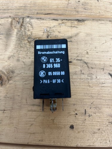 98-03 BMW SERIE 5 E39 525 530 BATERÍA DESCONEXIÓN CHOQUE CONTROL RELÉ - Imagen 2 de 14