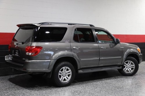 2006 Toyota Sequoia Limited 4WD Leather Seats Well Maintained Serviced WoW - Picture 8 of 24
