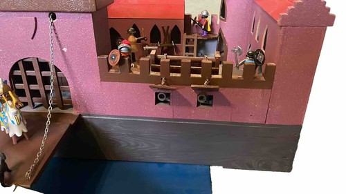 Ritterburg aus Holz - Bild 6 von 10