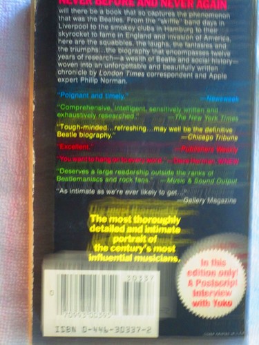 Lot of 8 The Beatles Paperback Books (Dating from 1964 to 2003) - Imagen 4 de 18