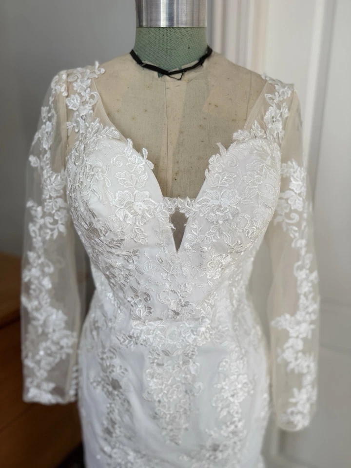 Vestido de novia estilo sirena talla 10 Foto 4 de 4