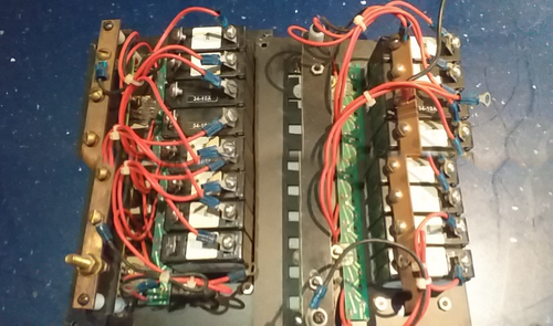 Circuit breaker 12v switch panel x2 - Picture 2 of 2
