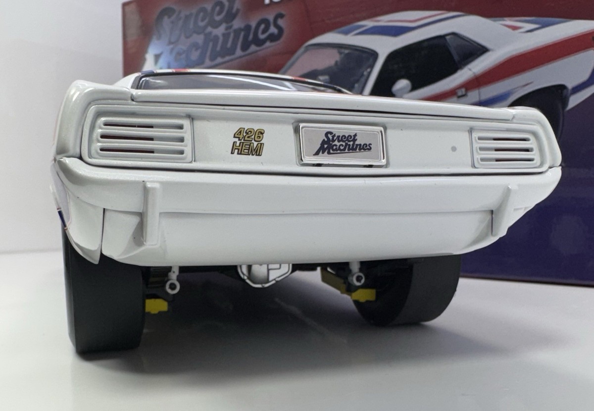 ACME 1/18 Scale 1970 PLYMOUTH “HEMI” CUDA “Street Machine” | eBay