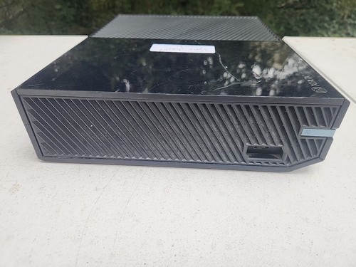 Microsoft Xbox One 500GB Console - Black (1540) Console Only Sync Button Issue - Picture 5 of 7