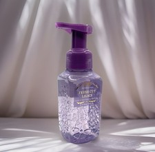 Bath Body Works Foaming Hand Soap- Fresh Cut Lilacs 8.75 fl oz