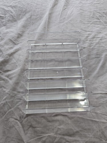 Clear acrylic cosmetic palette holder - Picture 1 of 1
