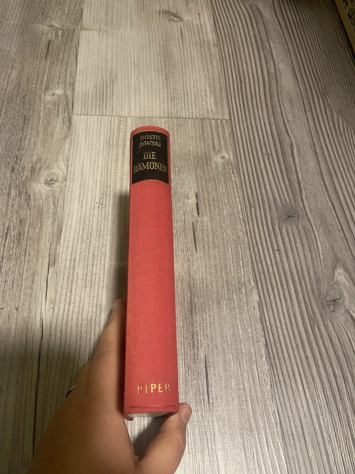 Die Dämonen von F. M. DOSTOJEWSKI - Bild 2 von 4