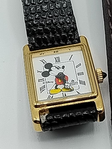 Konvolut 5 Vintage Lorus Mickey Mouse Uhren ungetestet - Bild 2 von 16