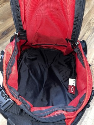 S*3様 Oakley icon tactical backpack 90s 赤 Vintage Oakley Icon Backpack Red Black Bag Nylon tactical