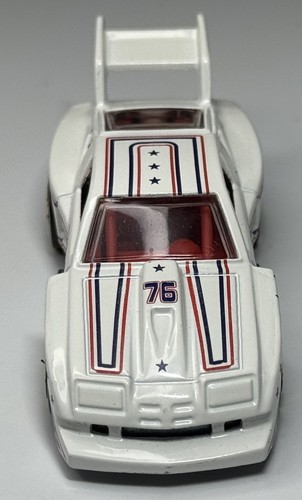 Hot Wheels The Hot Ones '76 Chevy Monza Bianco 1/64 Diecast Loose Chevrolet - Foto 4 di 13