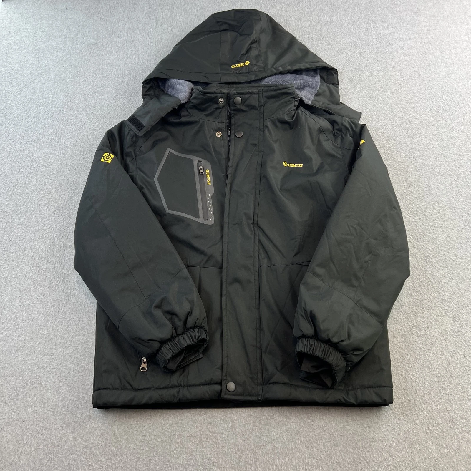 GEMYSE Jacket Youth Large Black Hooded Winter Coat Waterproof Windproof Warm
