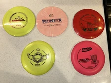 Assorted disc golf discs