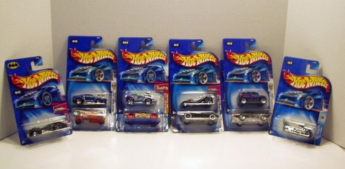 Hot Wheels Lot of 10 Assorted Near Mint Free Ship w/ Pro Packing - Picture 1 of 11