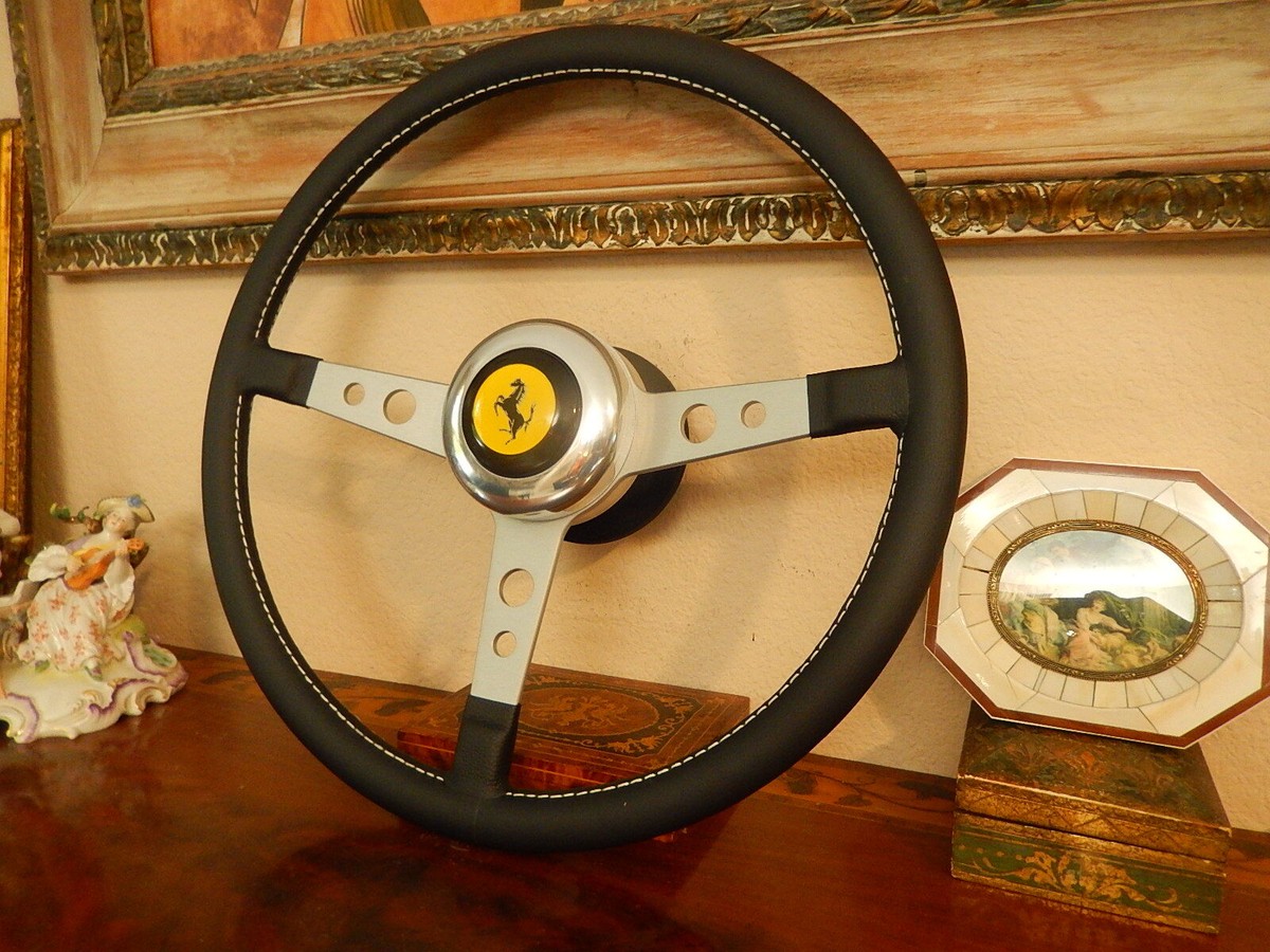 Fits Ferrari 365 GTB 4 Daytona Steering Wheel Leather with HUB +