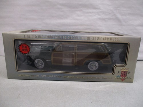 Motor City Classics 1949 Ford Woody Station Wagon 1/18