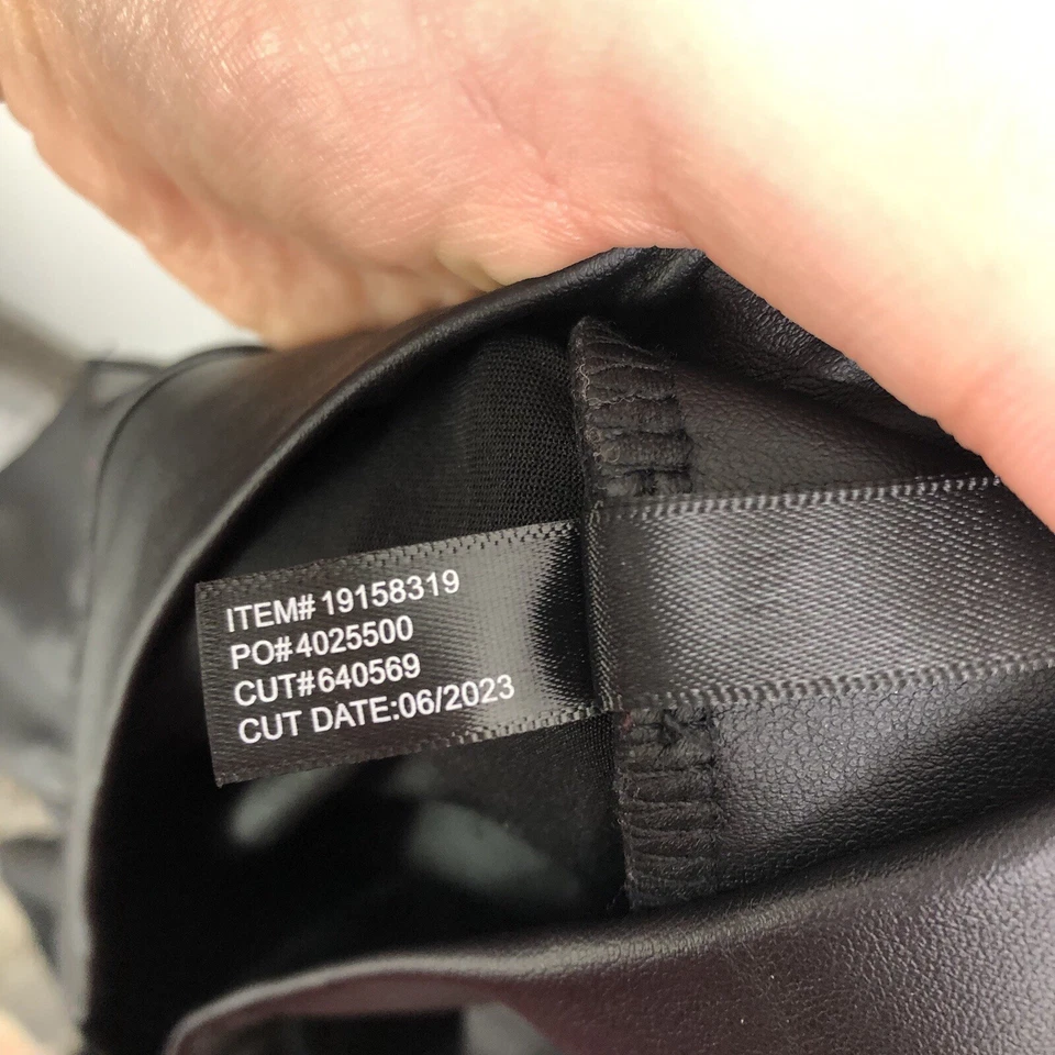 Torrid Pants Womens 3X Faux Leather Leggings Ankle Soft Black Lightweight - Image 3 of 4