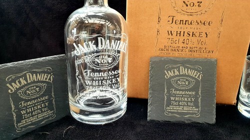 Jack Daniel's decanter box set for 2 can be personalised with message - Picture 2 of 12