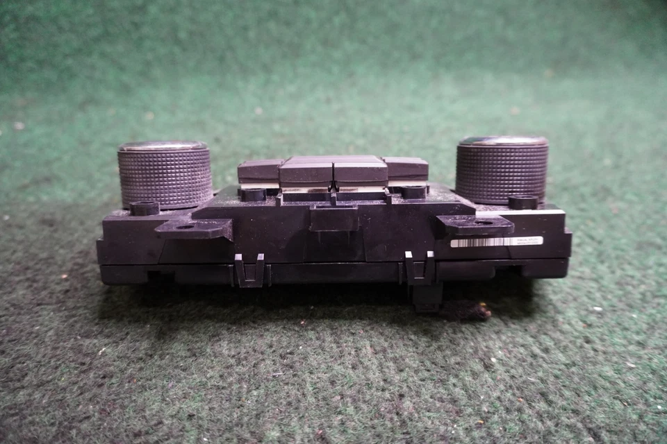 Chevrolet Cruze 2011 control de aire acondicionado OEM 96983927 Foto 2 de 4