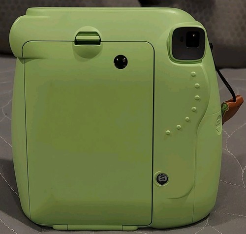 Fuji Instax Mini 9 Fujifilm Instant Film Camera Lime Green - Picture 3 of 11