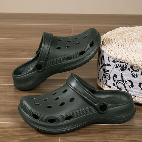 Lightweight and comfortable clogs with a soft sole and ventilation for comfort. - Picture 11 of 12