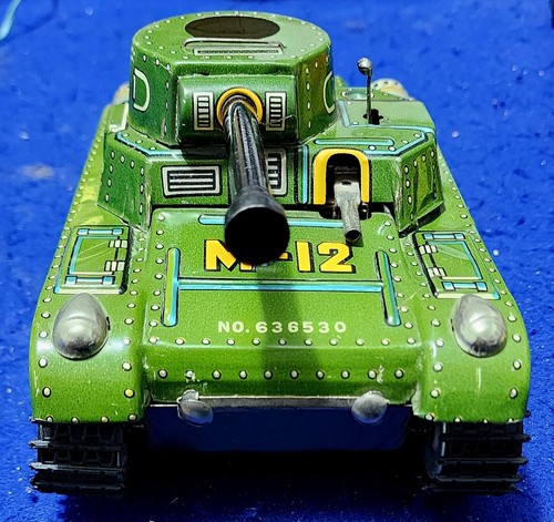 EXCELLENT VINTAGE MODERN TOYS TIN LITHO M12 WINDUP TANK MADE IN JAPAN WORKING - Picture 4 of 6