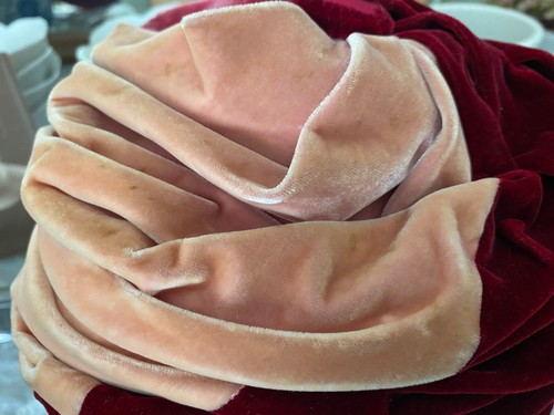 Two Fushia Pink Velvet Rose Saphire Cloche Hats - Picture 9 of 24