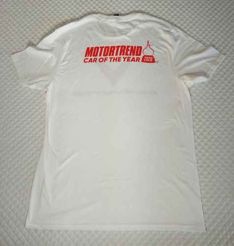 Corvette Logo Men's Tee Shirt T-Shirt Men's XL Corvette Fans Motortrend Car 2020 - Picture 3 of 12