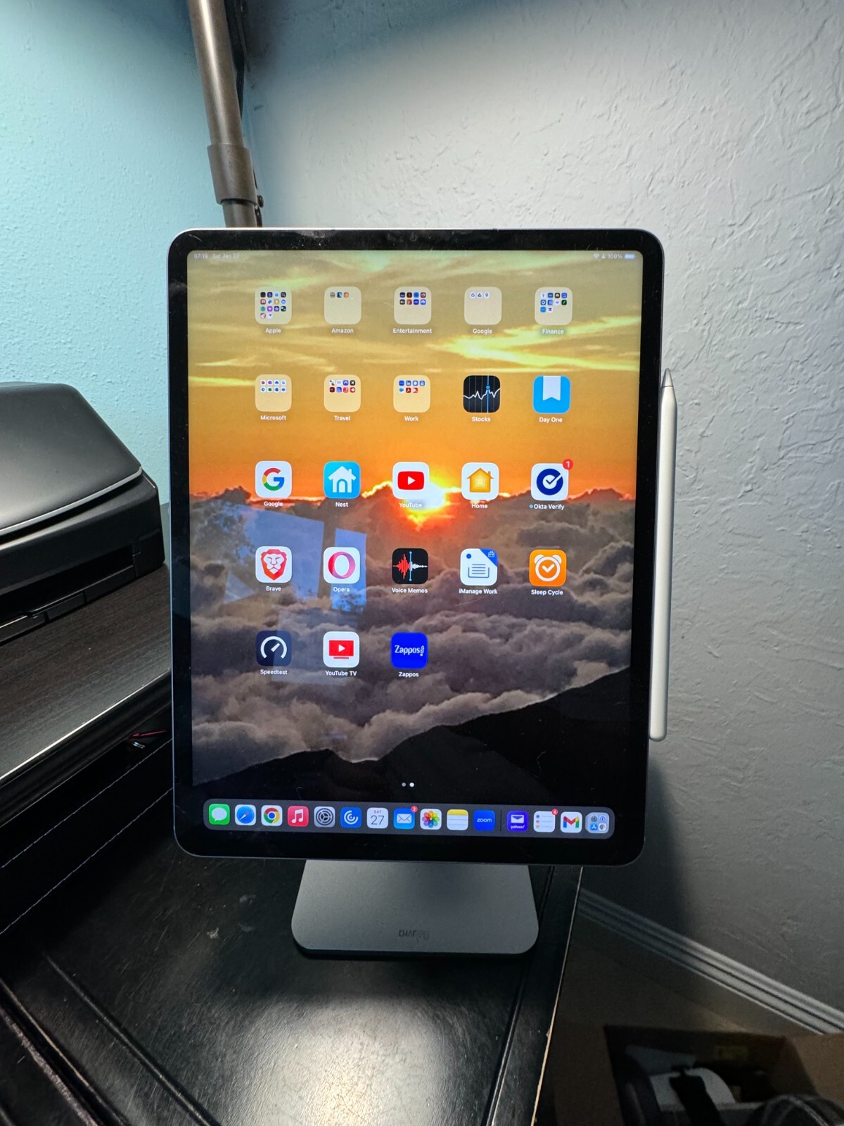 CharJenPro Patented MagFlott V1.0 Premium Stand for iPad Pro