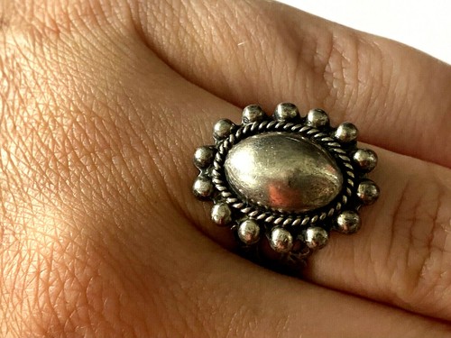 Vintage Southwestern Sterling Silver Rope Hand Stamped Ladies Dome Ring Size 5 - Picture 10 of 12