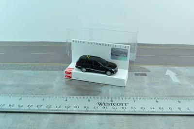 Busch 44260 H0 PKW Mercedes E-Klasse T-Modell Taxi Busch 44260 H0 PKW Mercedes E-Klasse T-Modell Taxi