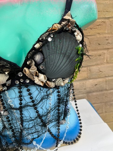 Impresionante Sujetador Sirena Real Shell Top Rave Dance Club Brillante 38C GRIS NEGRO (31) - Imagen 7 de 12