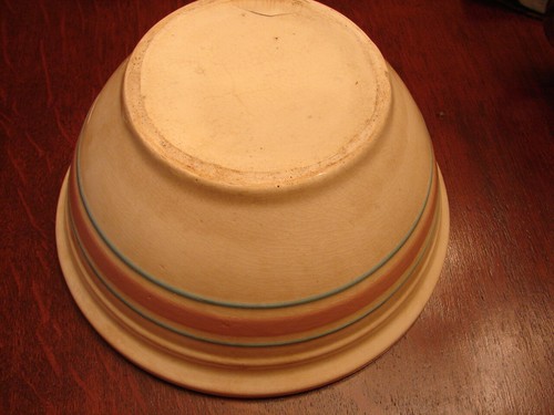 Vintage Large McCoy Mixing Bowl Pink & Blue Bands / Strips 10" Wide 5" Tall - Picture 7 of 10
