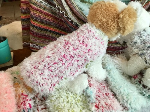 XXS Hundebekleidung PINKS DIAMONDS Kuschelwanze weicher warmer Pullover - Bild 3 von 5
