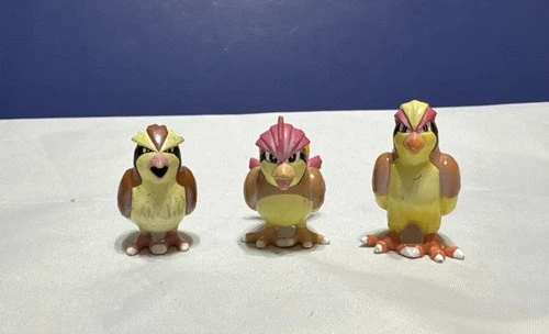 Vintage 2000 Pokemon TOMY Pidgey Pidgeotto & Pidgeot Figures