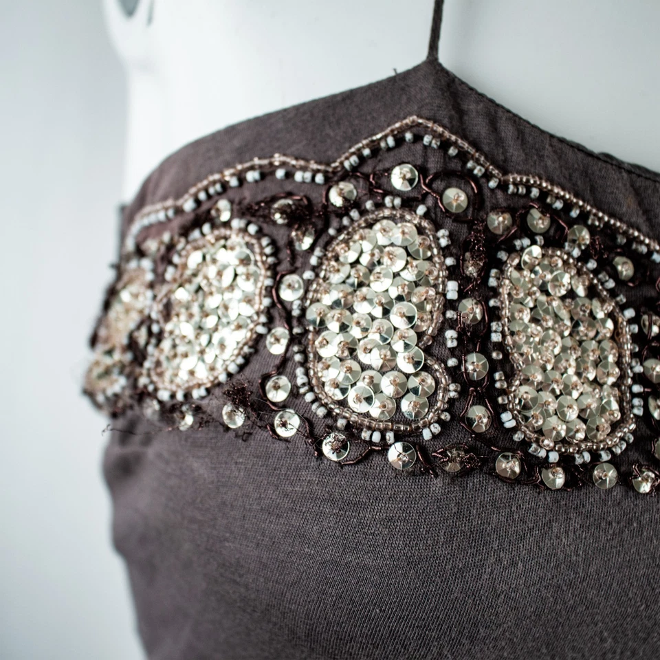 Camiseta sin mangas EZRA FITCH vintage gris con lentejuelas bordadas para mujer talla M Foto 2 de 4