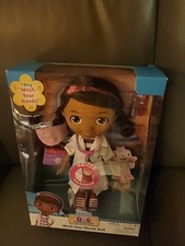 Doc McStuffins Disney Junior Wash Your Hands Singing Doll with Mask & Accessory