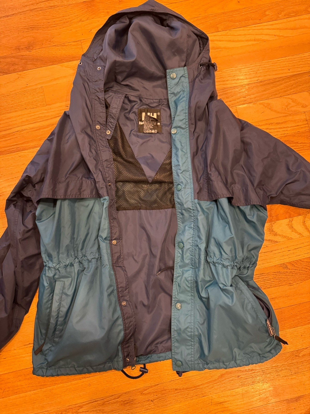 Helly Hansen Helly Tech Packable Hooded Outdoor R… - image 1