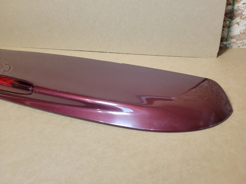 2002-2009 Chevrolet Trailblazer Rear Liftgate Spoiler 3rd Brake Light Panel OEM - Image 4 of 4