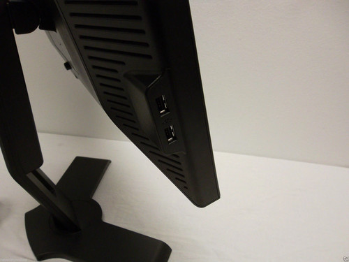 Dell P190St 1908FP 19" LCD Monitor Black USB Hub VGA DVI 19" P190S D307J RNMH6 - Picture 7 of 9