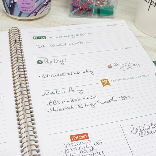 Bloom Daily Planners 2026 Planificador de Cubierta Suave, 8.5" x 11", Fiesta en Jardín, Beige - Imagen 9 de 14