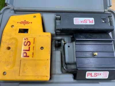 PLS 5x Plumb/Level/Square Laser Level w/case and mounts