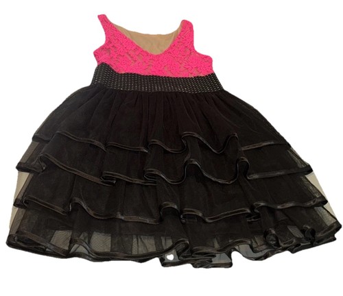 Vestido de fiesta Roberta pequeño para adolescentes rosa y negro con volantes en capas de tul con cuello en V - Imagen 2 de 12