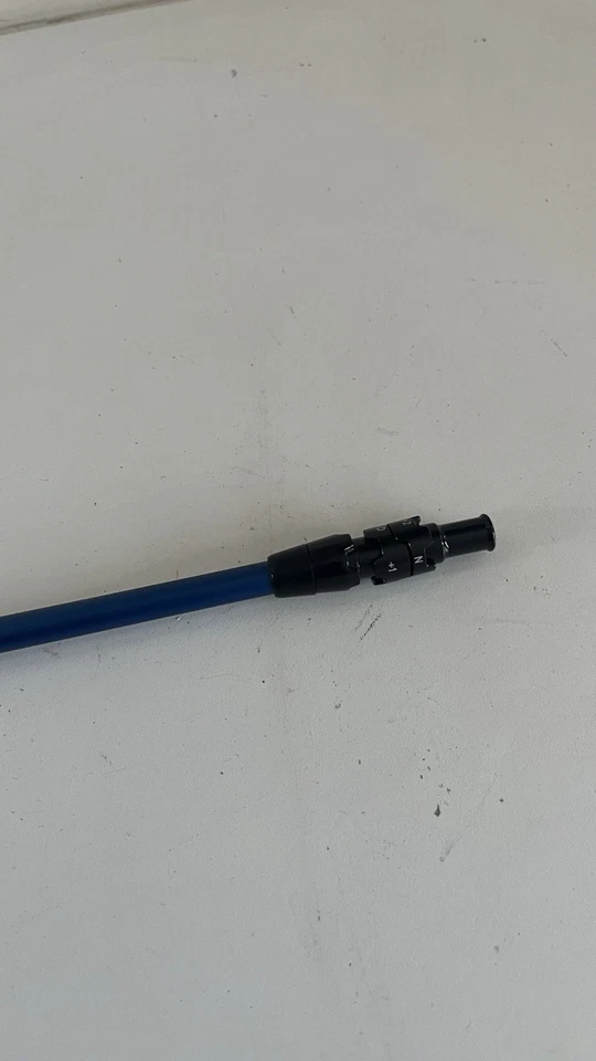 Eje de driver Callaway Tip Ventus Blue 5R 42,875" modelo EE. UU. desgaste ligero Foto 3 de 3