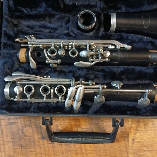 VITO Reso-Tone 3 EE. UU. Clarinete Instrumento Musical de Viento de Madera con Estuche Rígido Piezas - Imagen 5 de 7