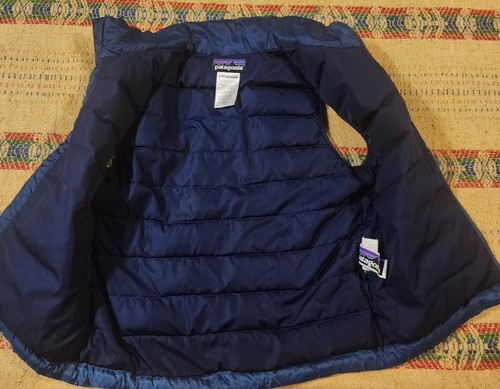Patagonia Kids Down Puffer Vest-Size XS Lightweight Insulated Blue Color Flaw - Picture 12 of 12