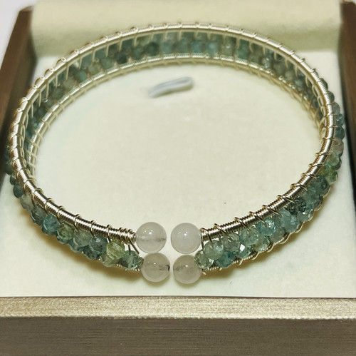 Natural Faceted Blue Green Apatite Stretch Bangle Bracelet - Picture 5 of 8