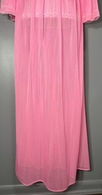 Vintage 60s Bubblegum Pink Long Peignoir Robe Empire Waist Chiffon Lingerie Med